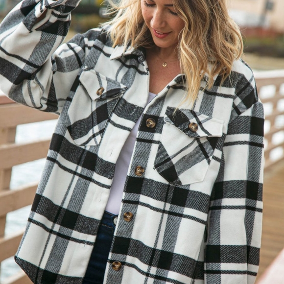 BLACK AND WHITE BUTTON DOWN PLAID JACKET - Picture 2 of 6